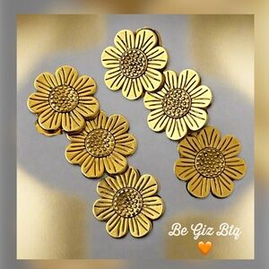 BINKER + ELIZA Authentic Daisy 24K Gold Plated Triple Drop Earrings NWT